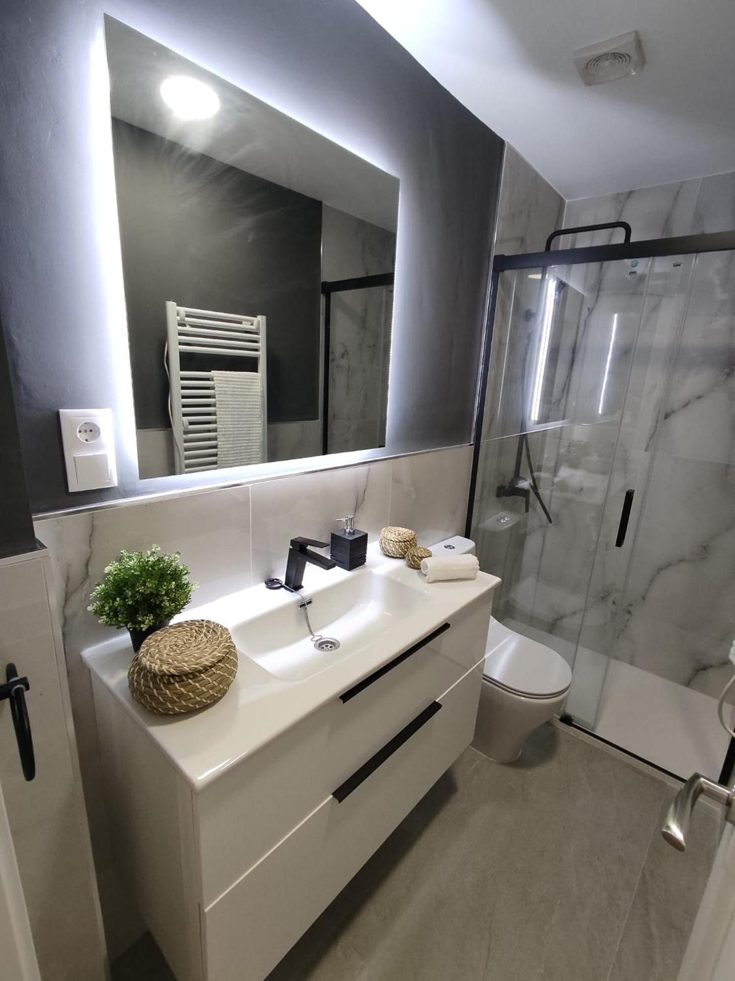 Appartement La Puentezuela, A 200 Metros De La Catedral Y A 50 Metros De Parking Publico *