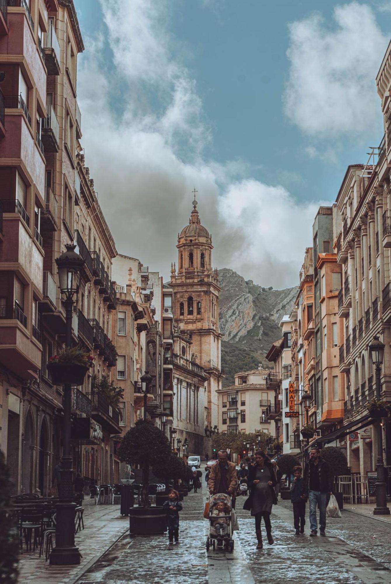 La Puentezuela, A 200 Metros De La Catedral Y A 50 Metros De Parking Publico *